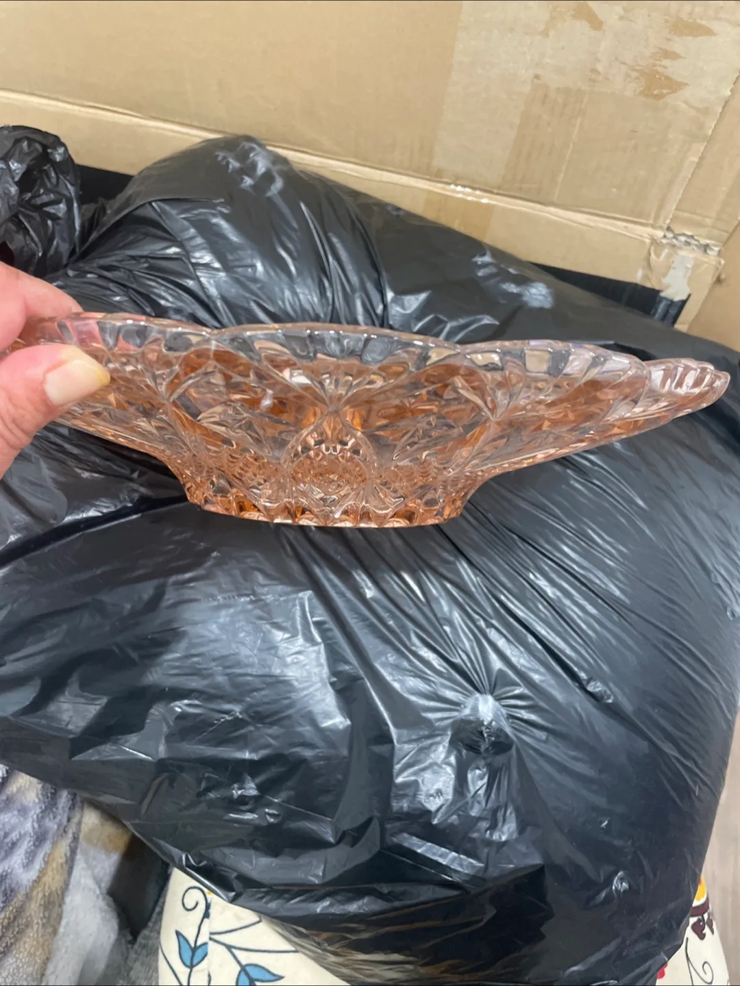 Two Vintage Glass Bowls - Amber and Pink image indicator(4)