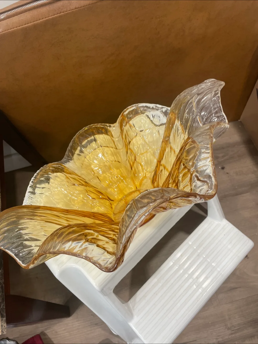 Two Vintage Glass Bowls - Amber and Pink image indicator(2)