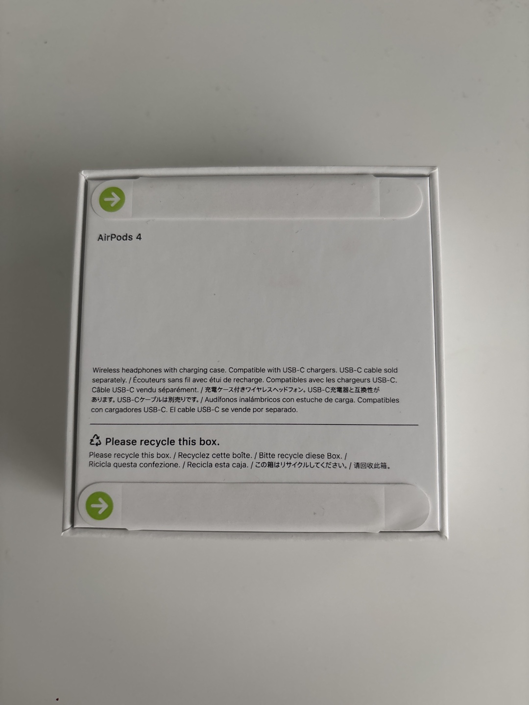 Apple AirPods 4 - photo 2