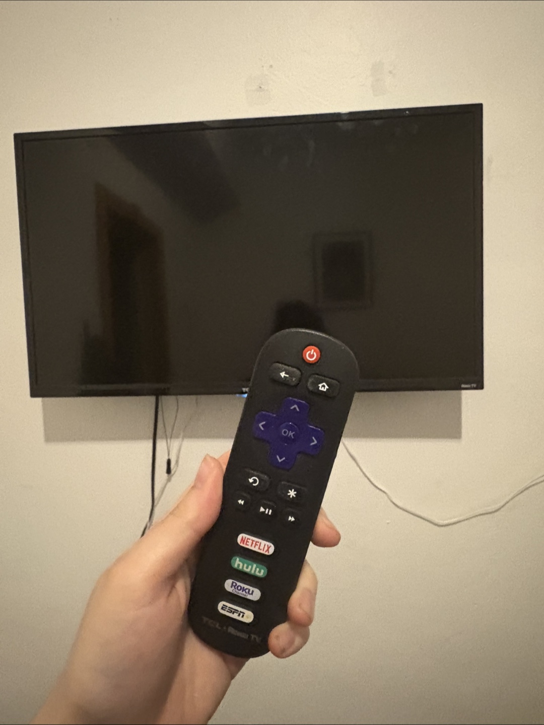TCL 32-inch Smart HD TV with Remote - photo 3