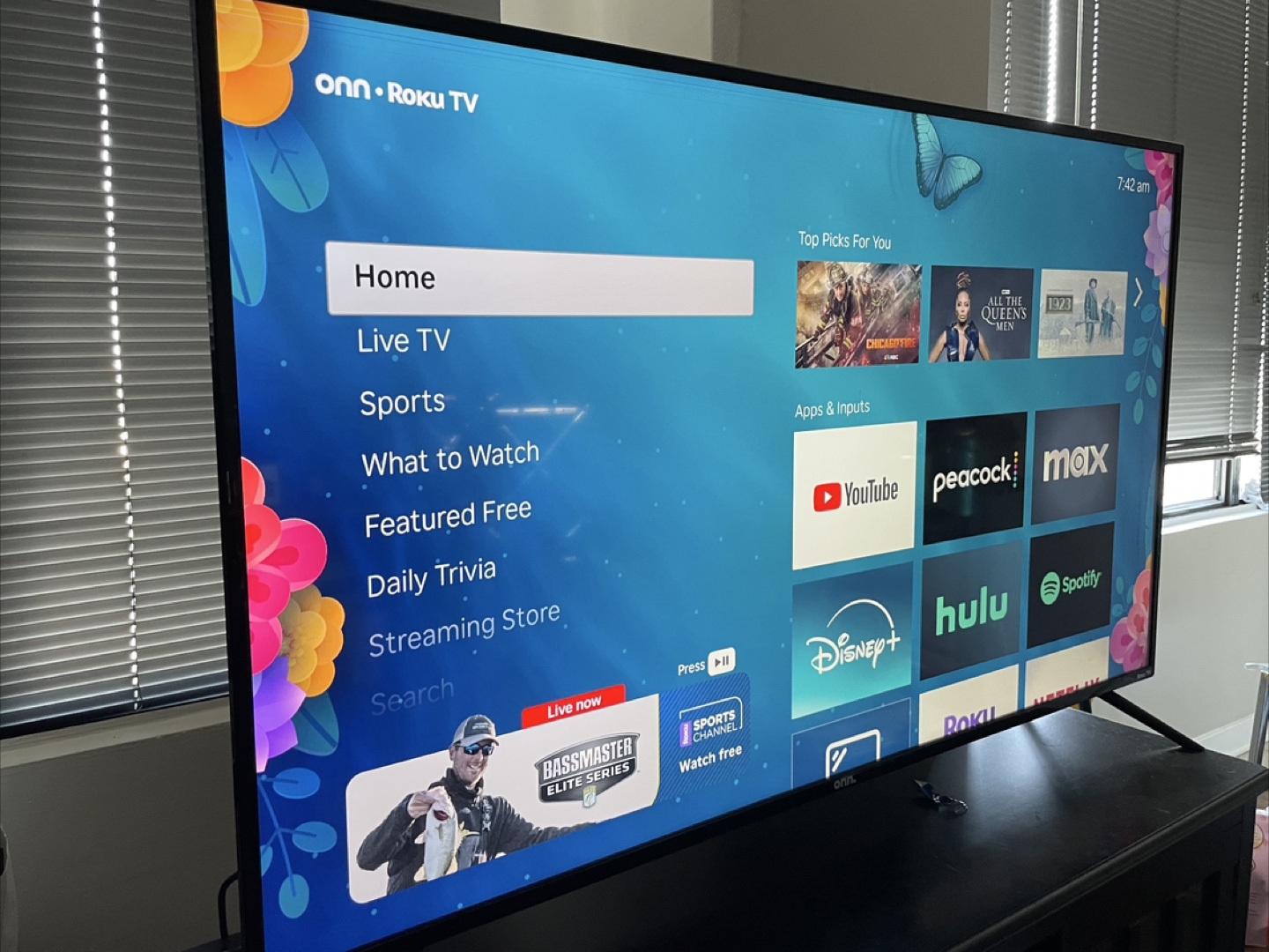 ONN 50 inch Roku 4K Smart TV