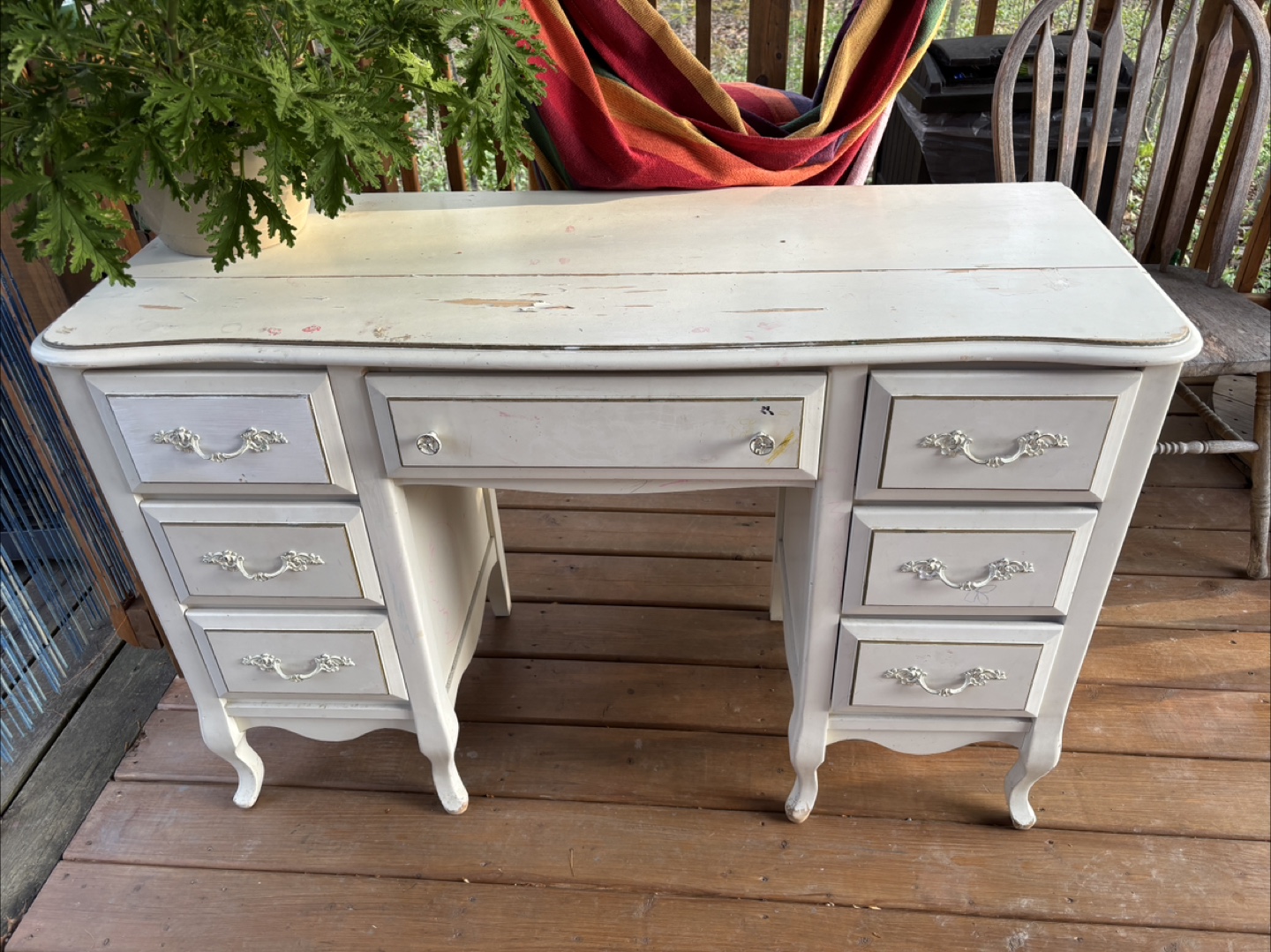 Vintage French-style dresser and vanity set - photo 2