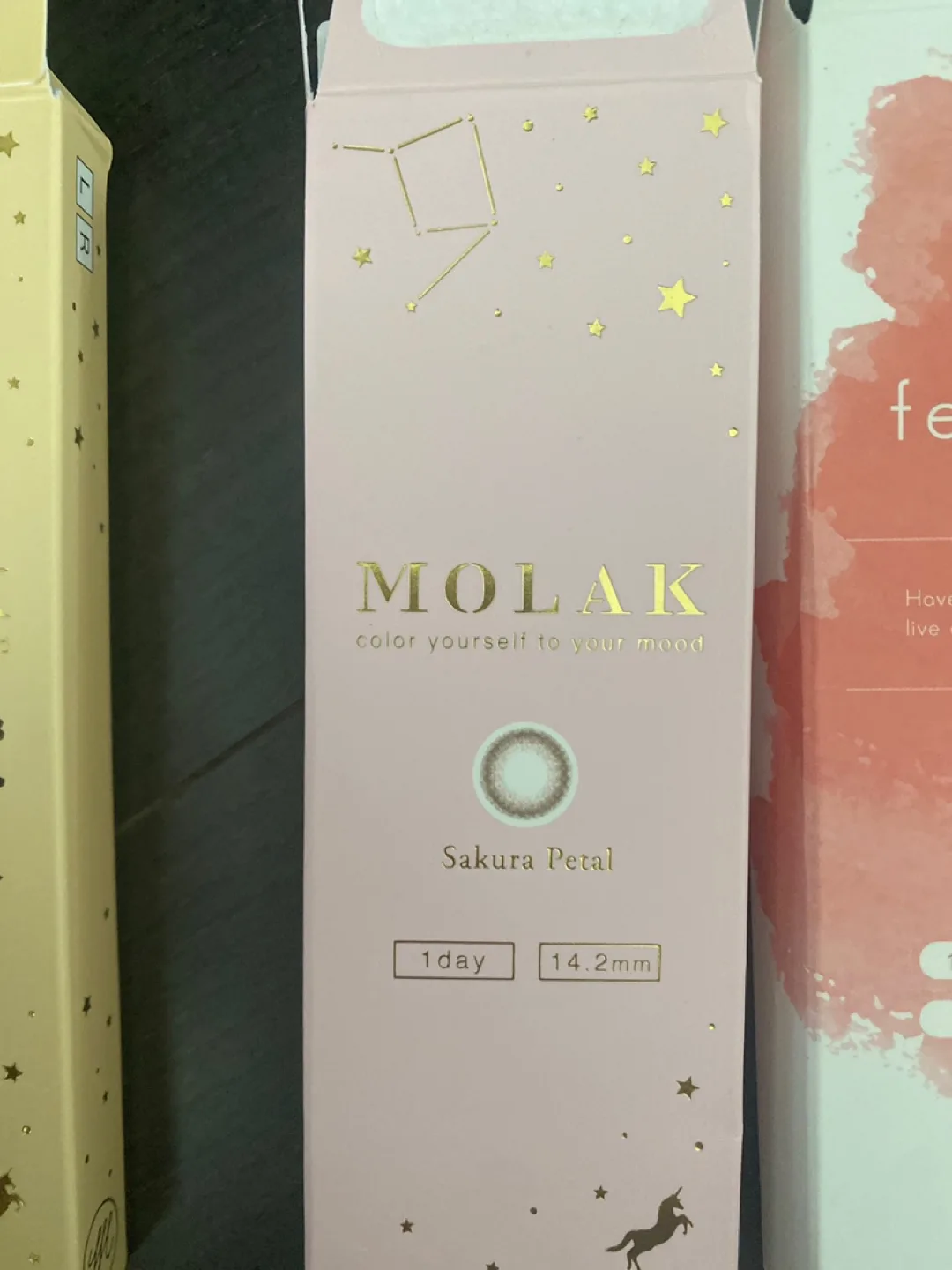 MOLAK 1-Day Sakura Petal Coloured Contact Lenses thumbnail