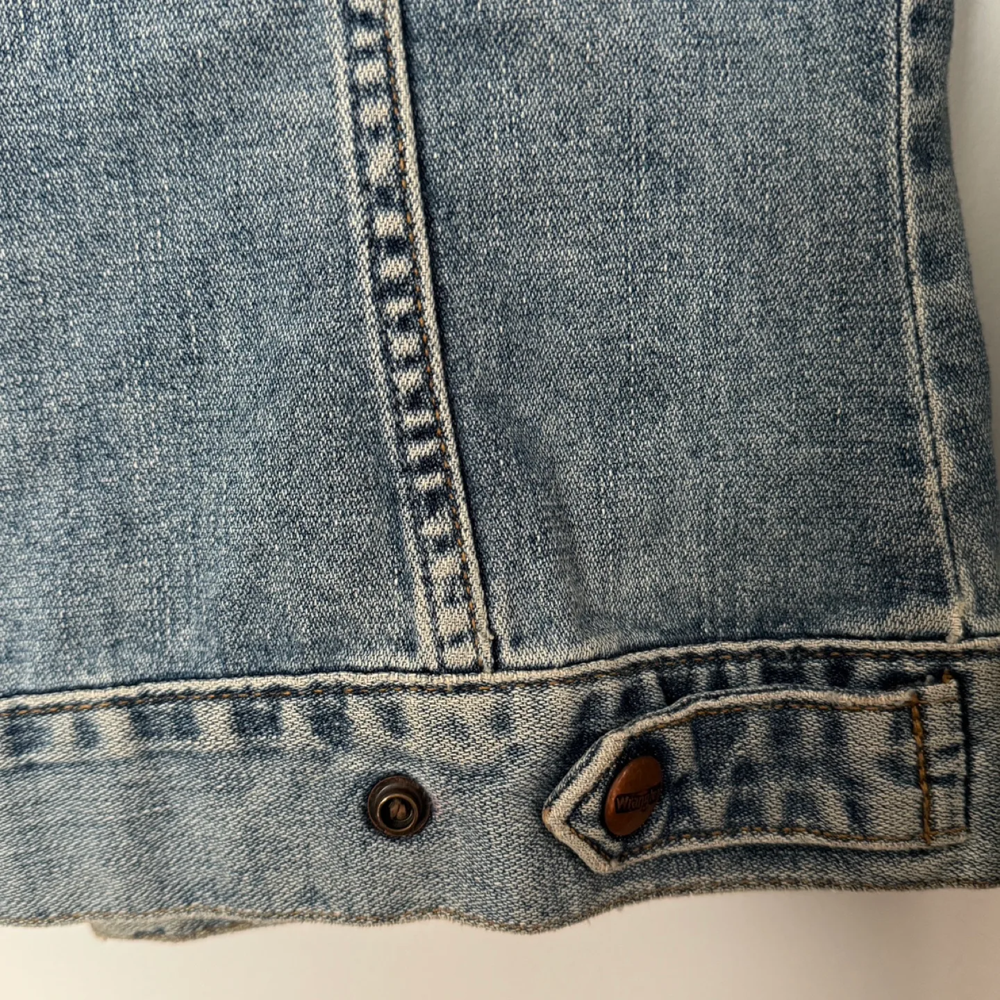 Vintage Wrangler Denim Jean Jacket circa 1986 image indicator(10)