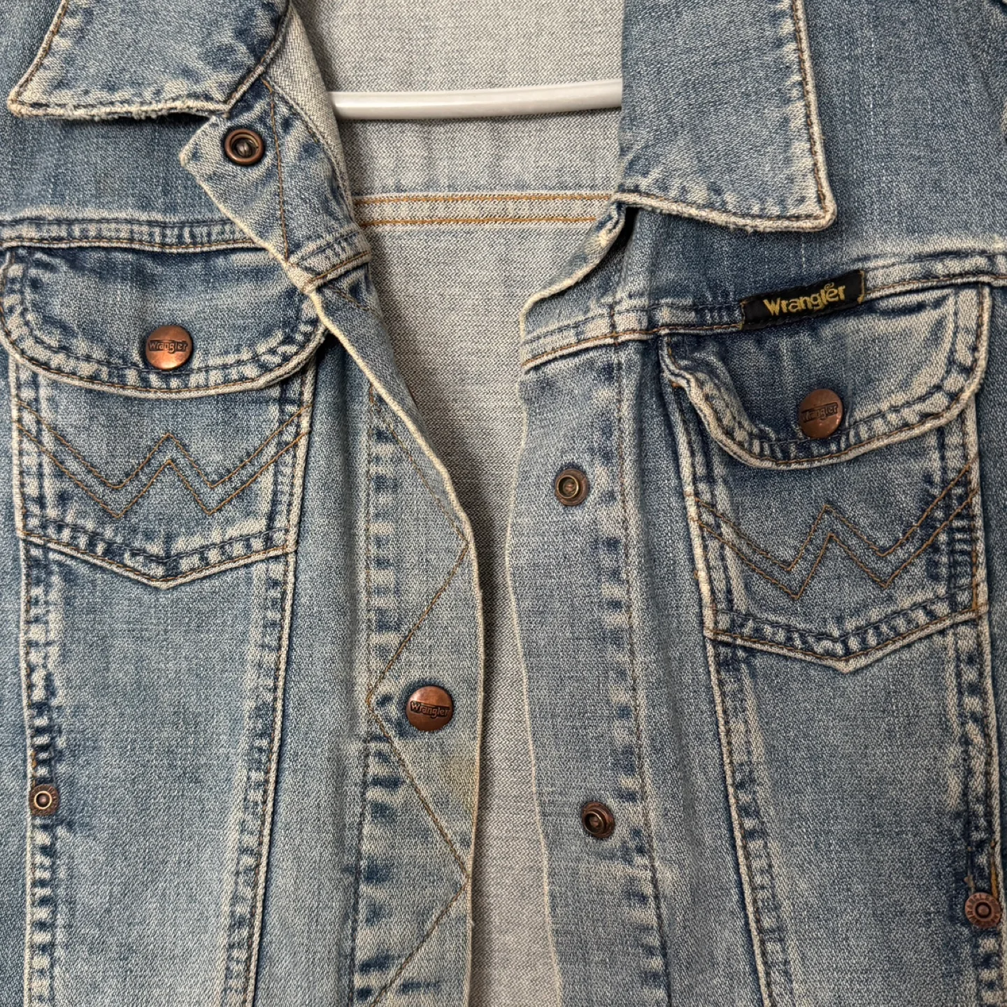 Vintage Wrangler Denim Jean Jacket circa 1986 image indicator(7)