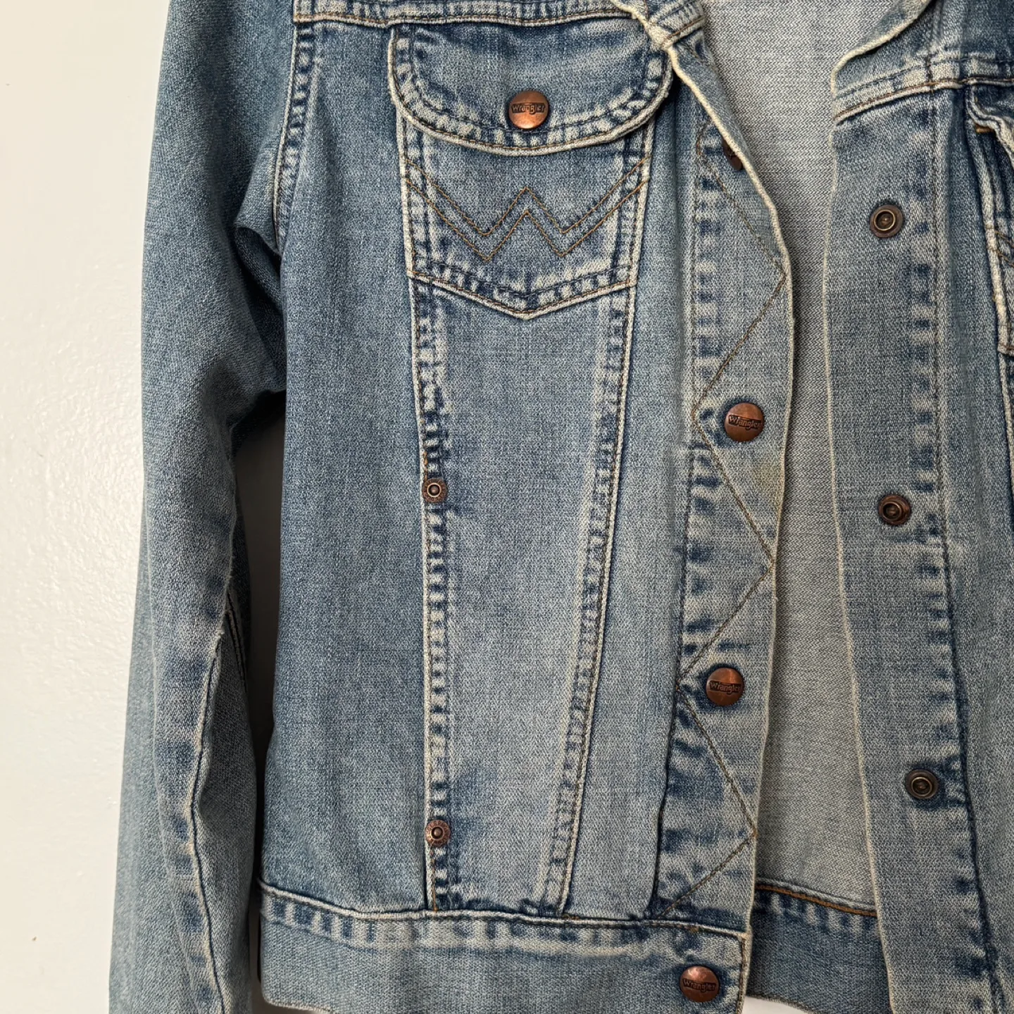 Vintage Wrangler Denim Jean Jacket circa 1986 image indicator(9)