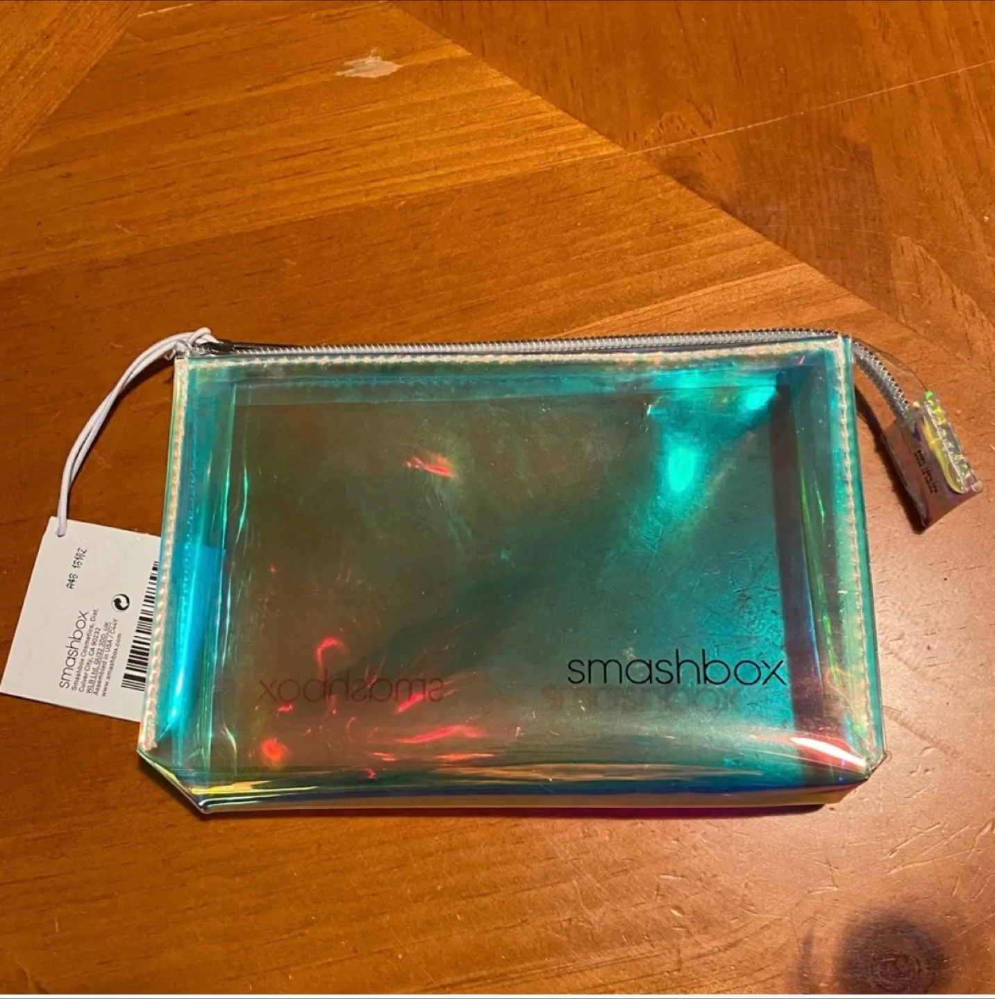 Smashbox iridescent cosmetic bag 💚 image indicator(4)