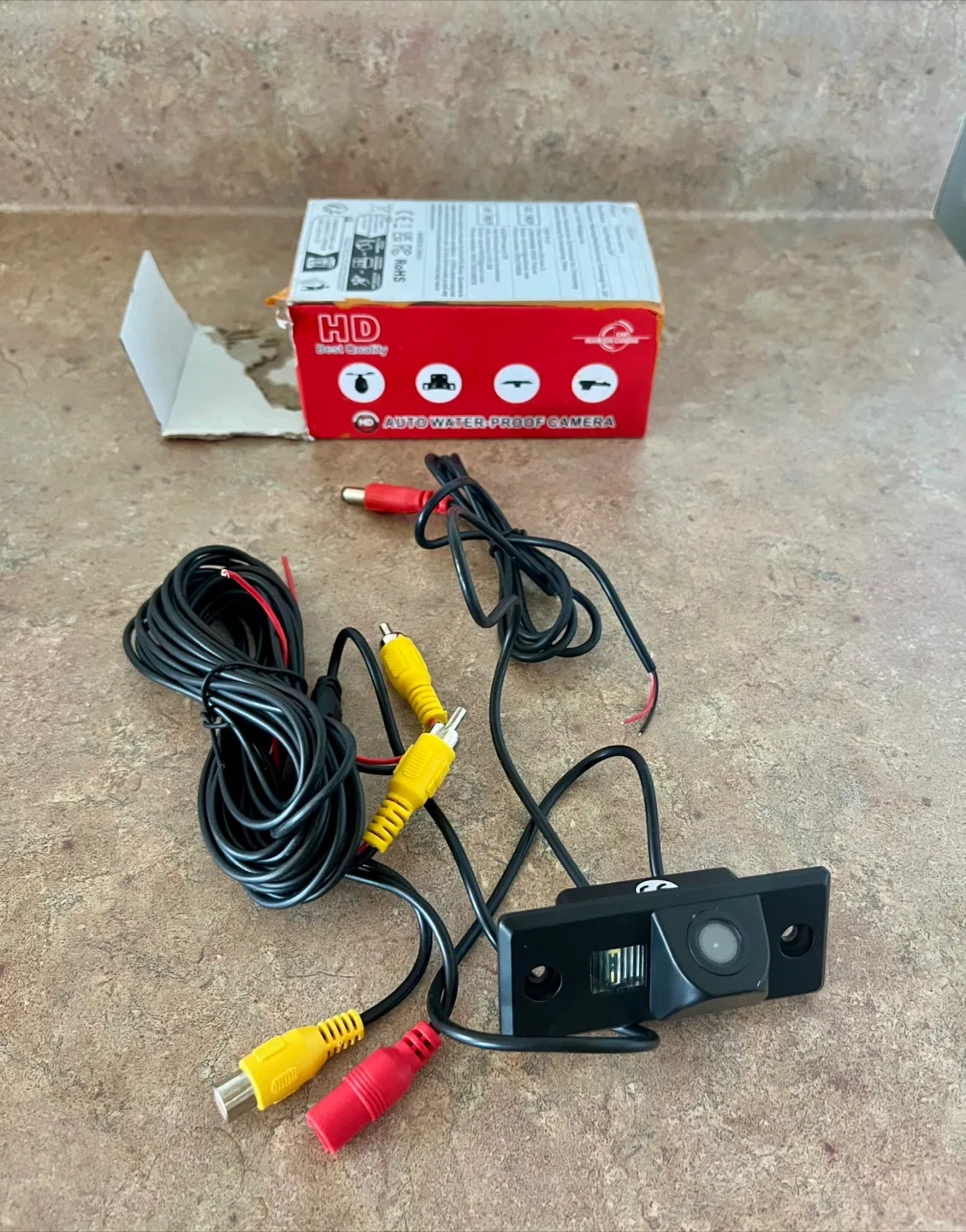 Auto Water-Proof Rear View/Reverse Camera thumbnail