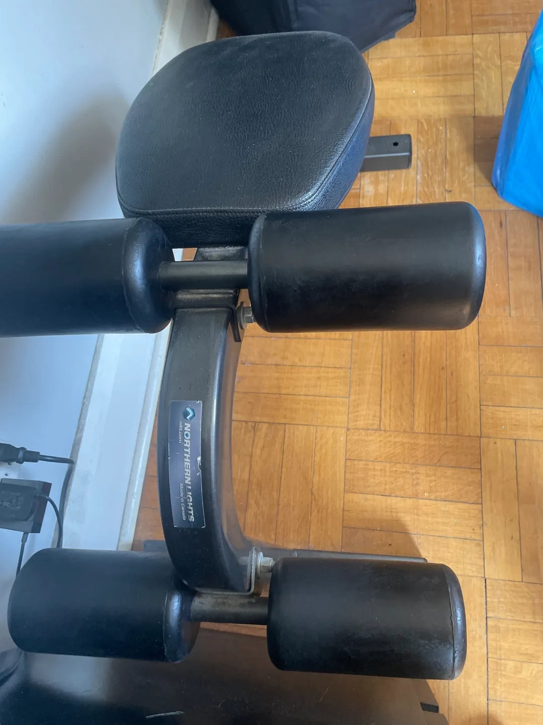 Northern Lights Hyperextension Bench image indicator(2)
