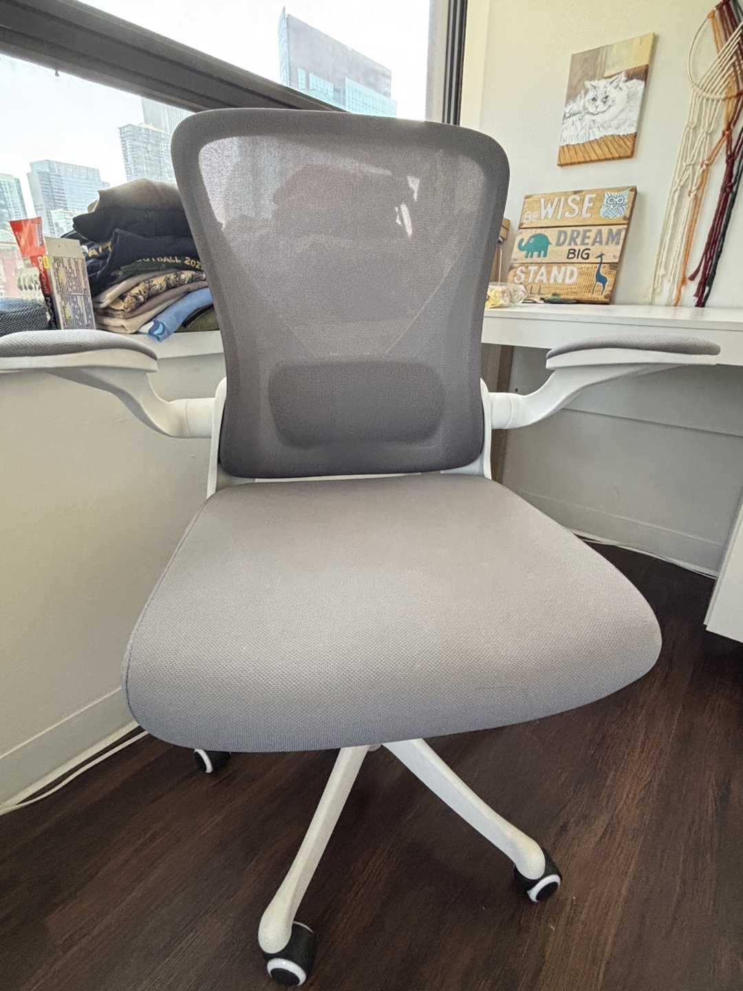 Gray Mesh Office Chair with White Frame - photo 3