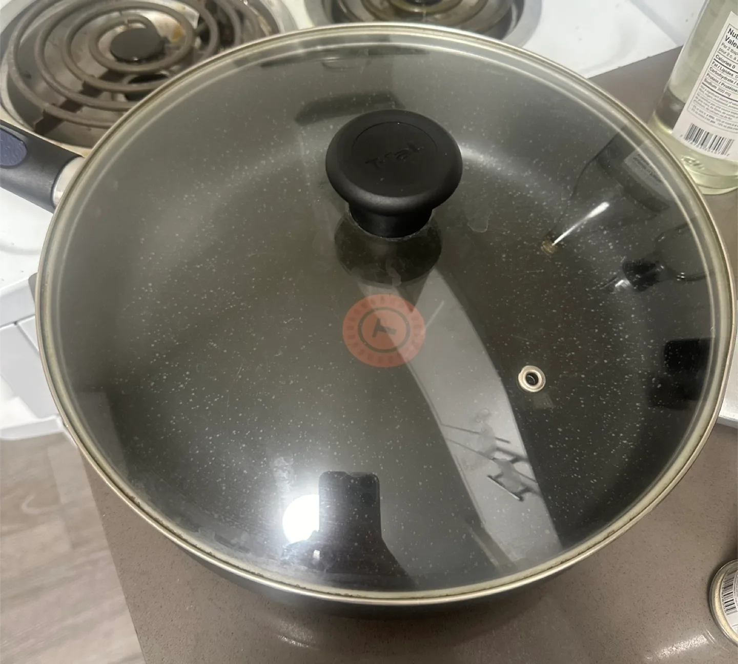 T-fal Non-Stick Fry Pan with Lid image indicator(3)