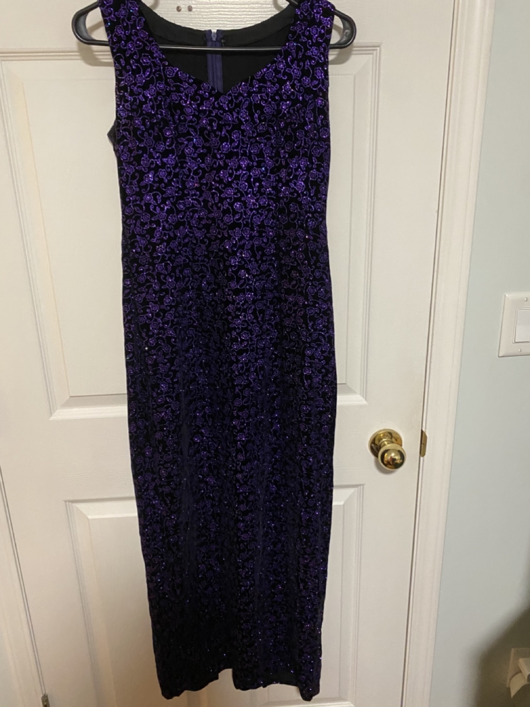 Gorgeous sparkly Purple Velvet long Dress - photo 2