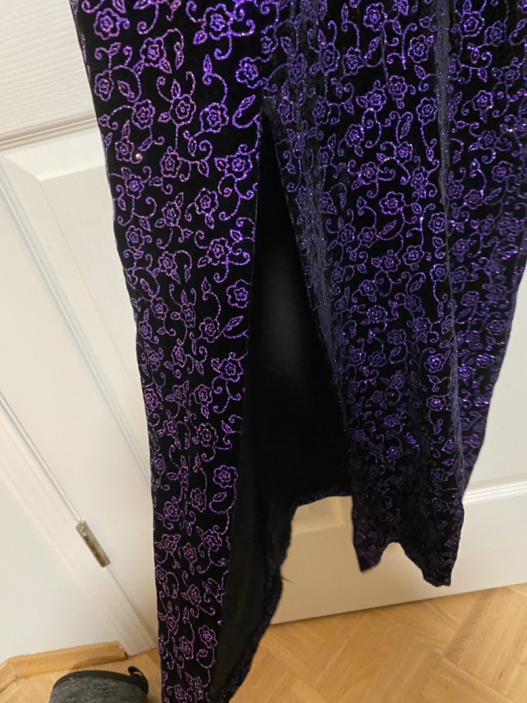 Gorgeous sparkly Purple Velvet long Dress - photo 5