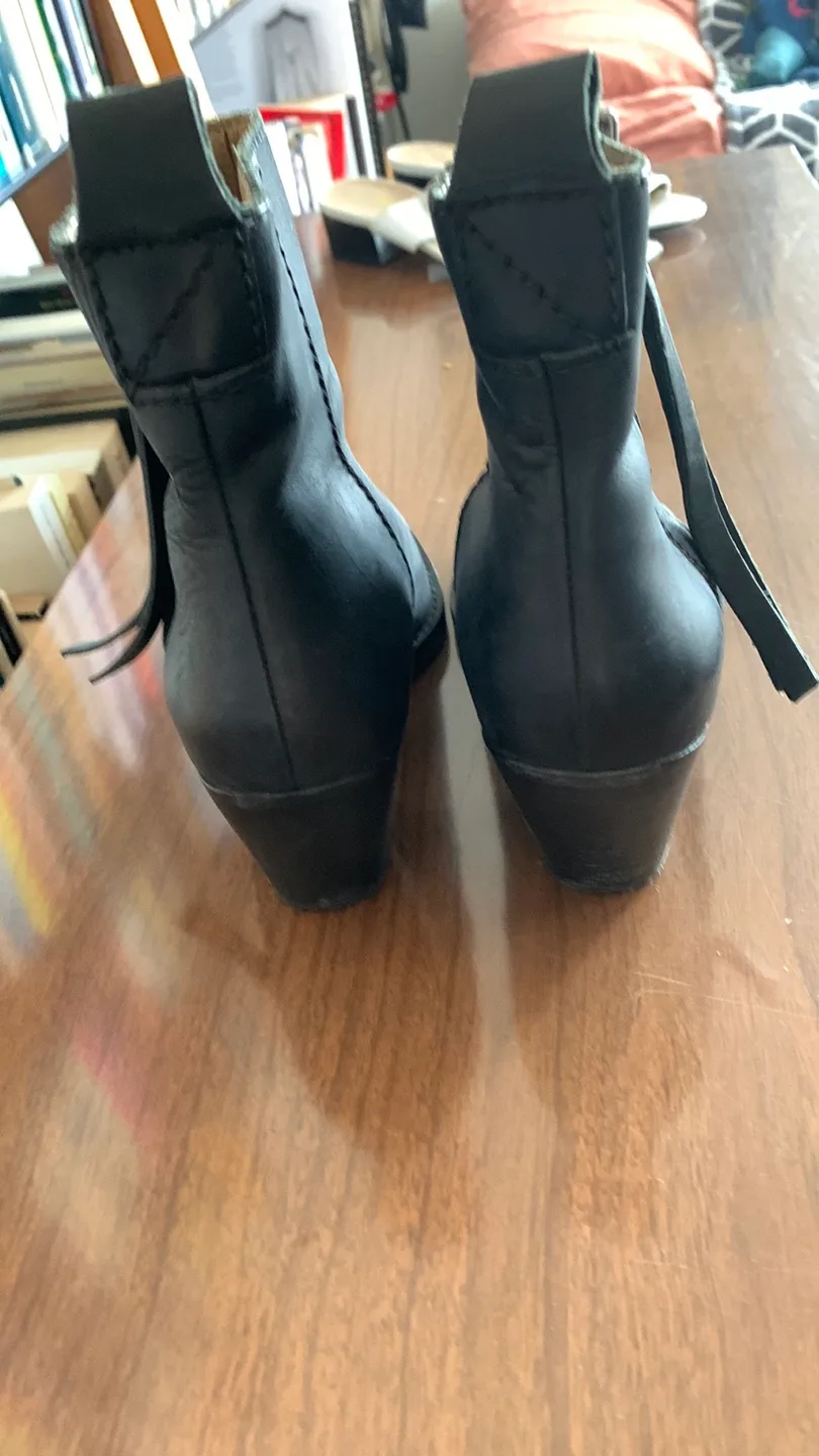 Acne Women's Black Leather Ankle Boots image indicator(2)