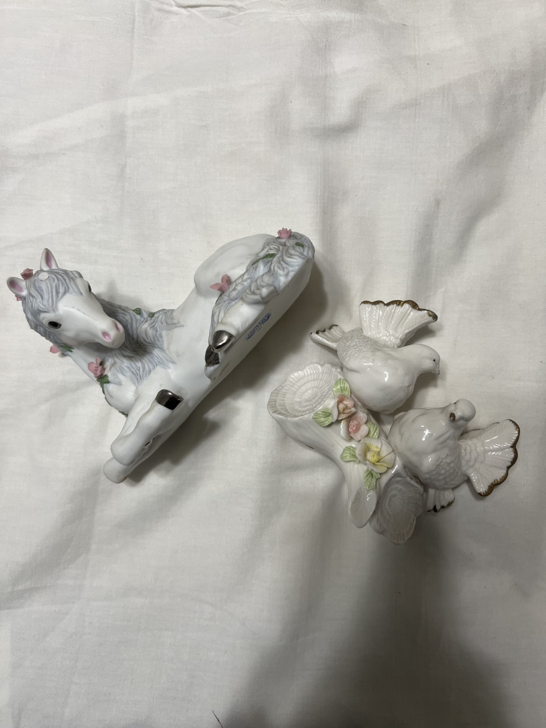 Precious Moments Figurines: Horse and Doves