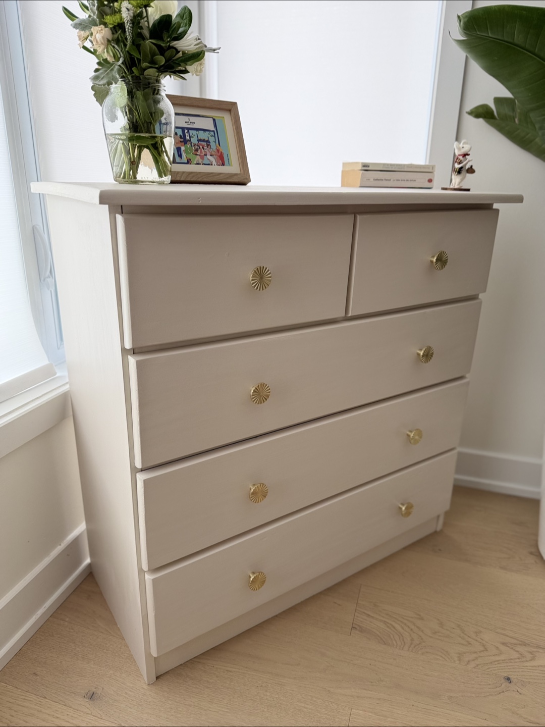 Five-Drawer refinished Dresser with Gold Knobs - photo 2