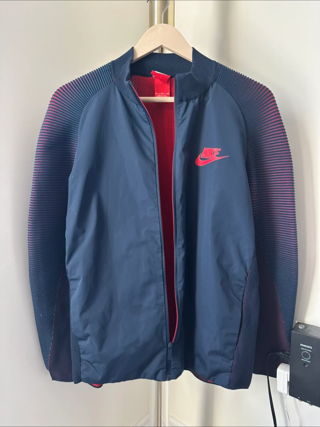 Nike Dynamic Reveal Men’s Jacket Obsidian/University Red Size M thumbnail
