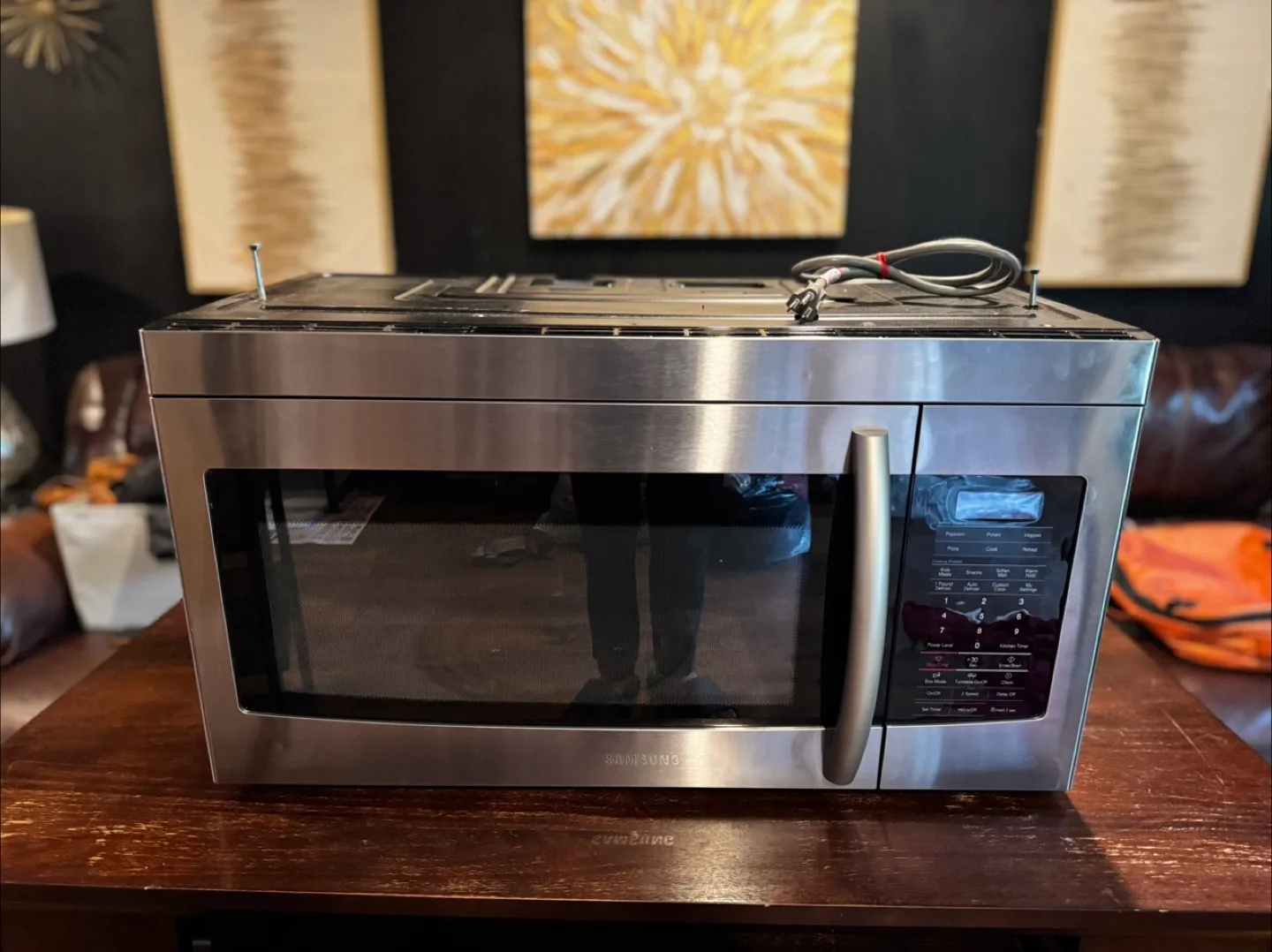 Samsung Over-the-Range Microwave thumbnail