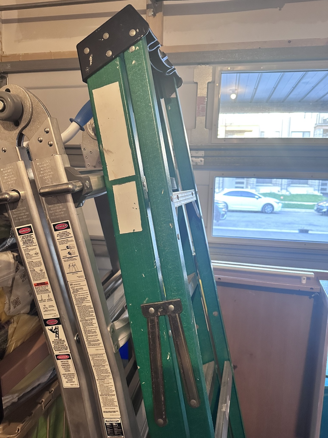Fiberglass Step Ladder Green 6’