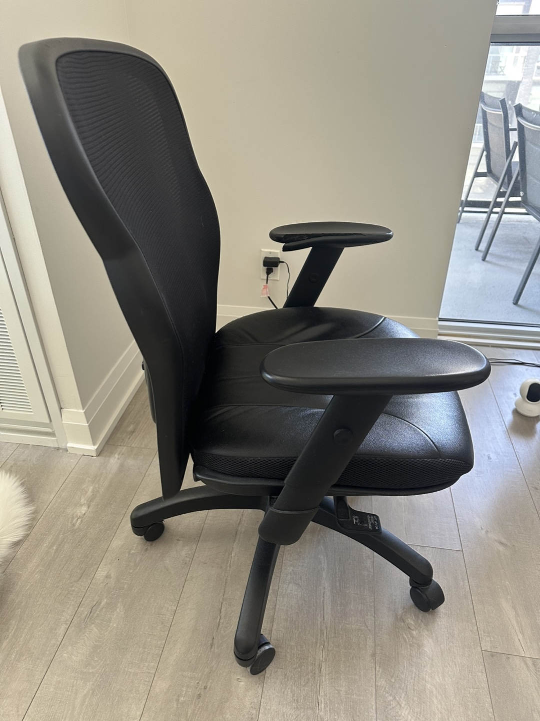 Used Black Mesh Office Chair with Damaged Armrest - photo 2