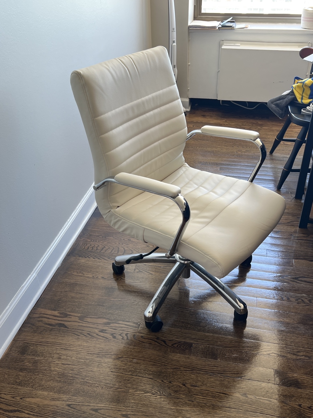White Office Chair with Chrome Base - photo 2