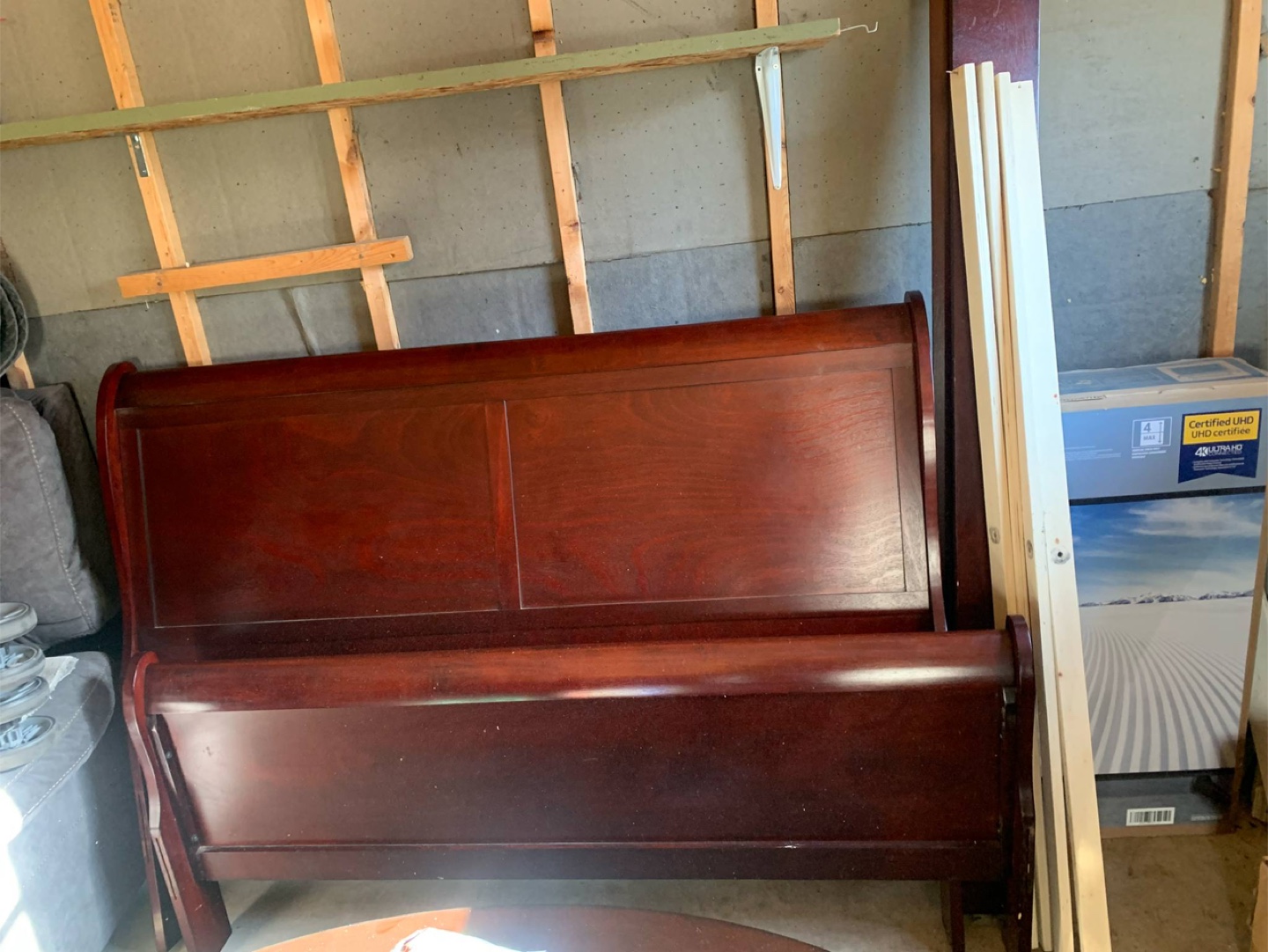 Sleigh Bed Frame - Queen Size - Dark Wood - photo 2