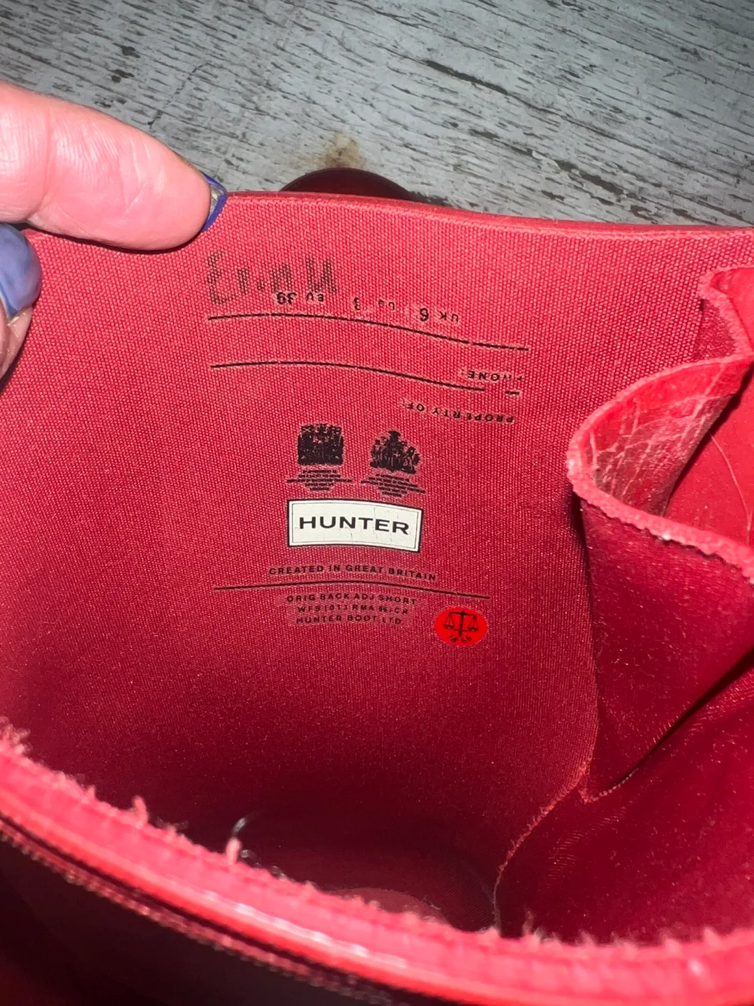 Hunter Women's Red Short Rain Boots Size 9 image indicator(4)