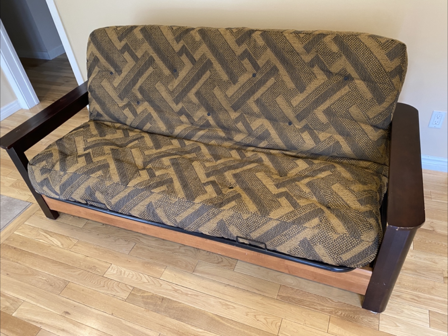 Beautiful Full Size Futon with Storage Hand Rest (CAN DELIVER) - photo 2