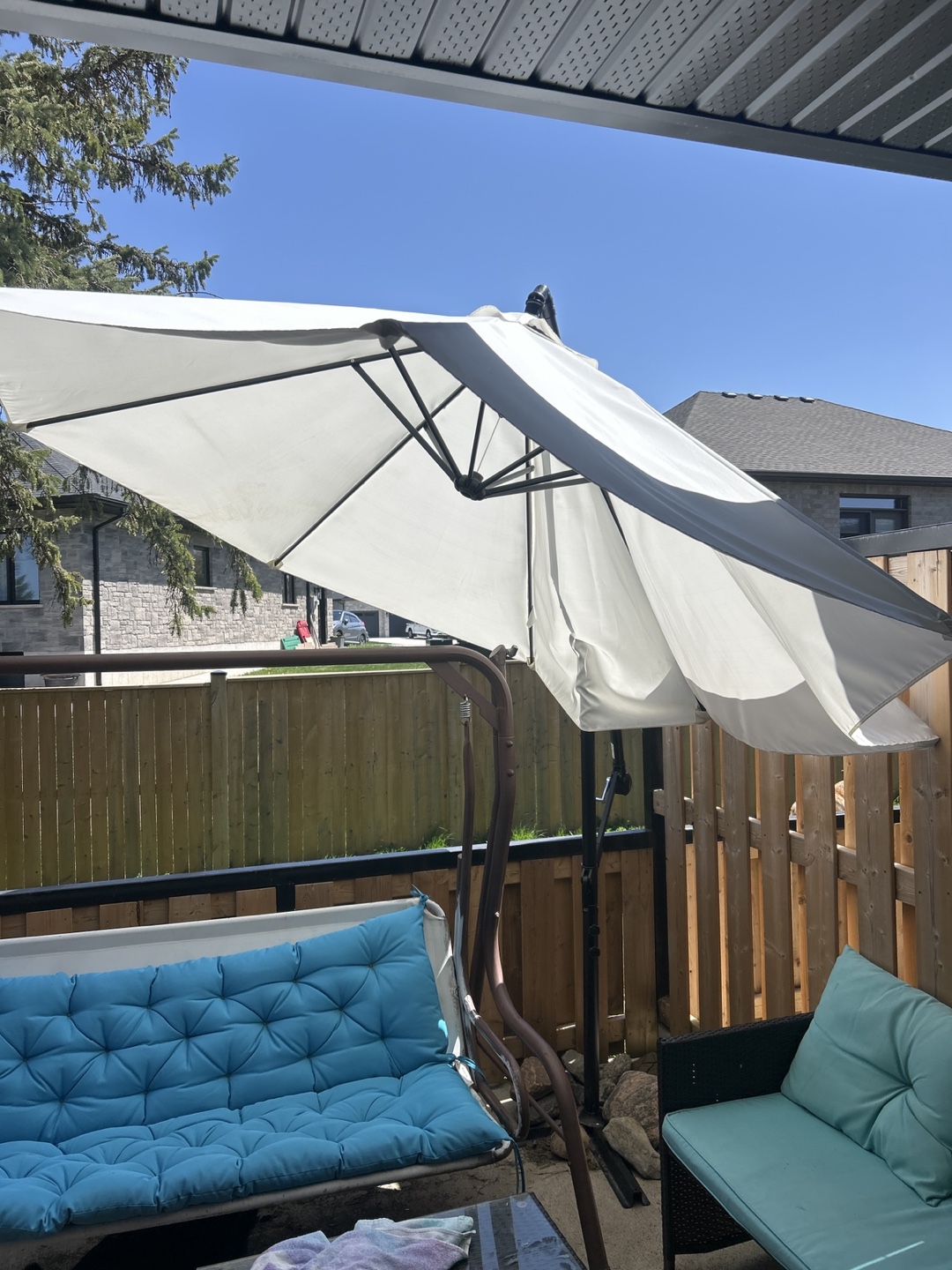 Patio Cantilever Umbrella