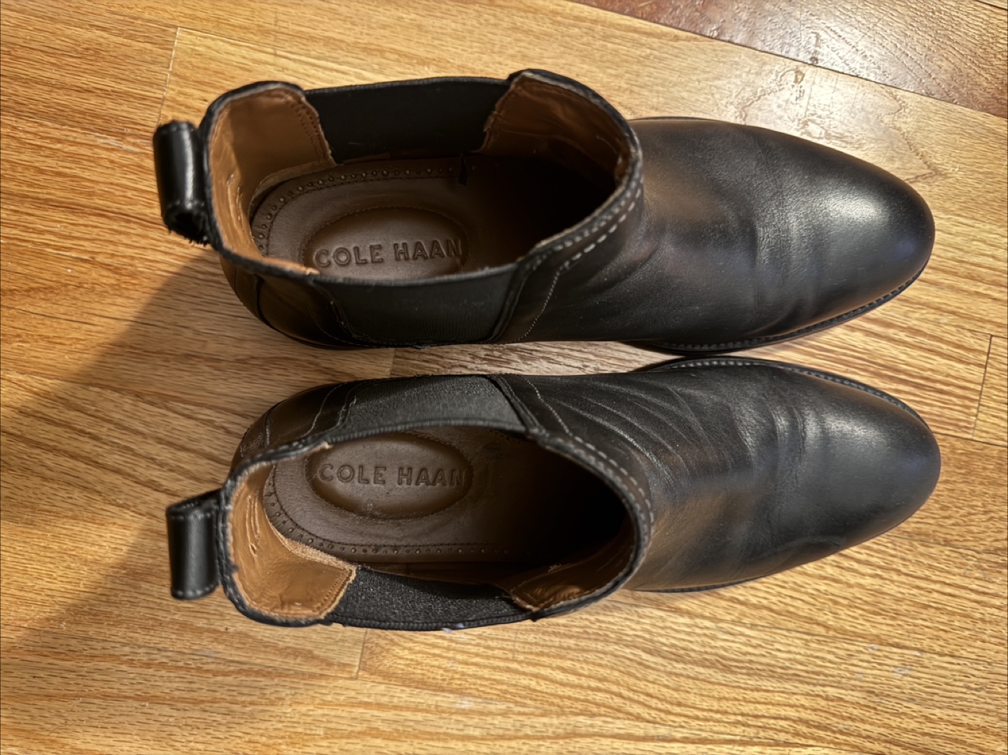 Cole Haan Black Leather Chelsea Boots (water proof) - photo 4