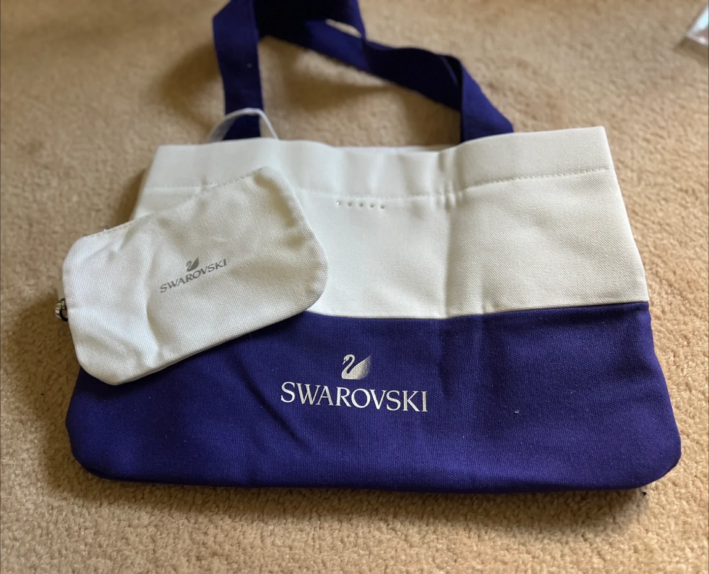 Swarovski Tote Bag and Pouch Set image indicator(2)