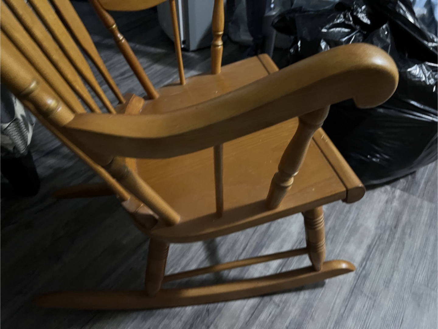 Wooden Rocking Chair - photo 2