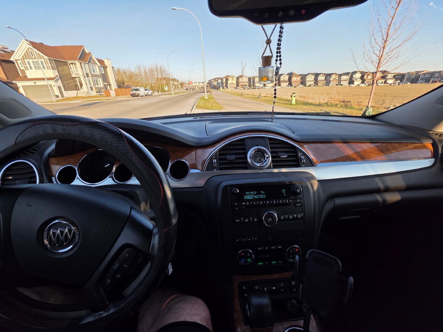 2009 Buick Enclave - Black SUV - photo 4