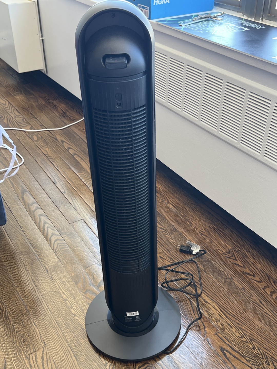 Dreo Bladeless Tower Fan - photo 2