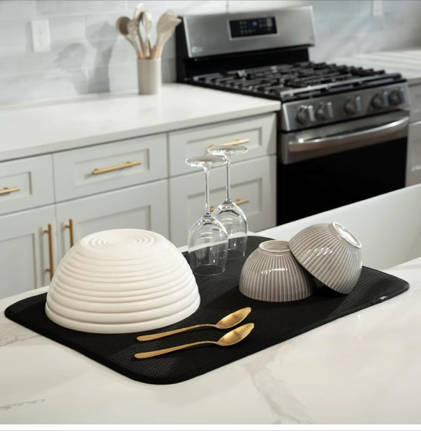 Extra Large Black Microfiber Dish Drying Mat image indicator(3)