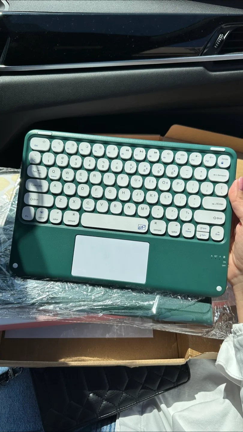 New! iPad Pro 12.9 smart Keyboard Case & Wireless Mouse image indicator(4)