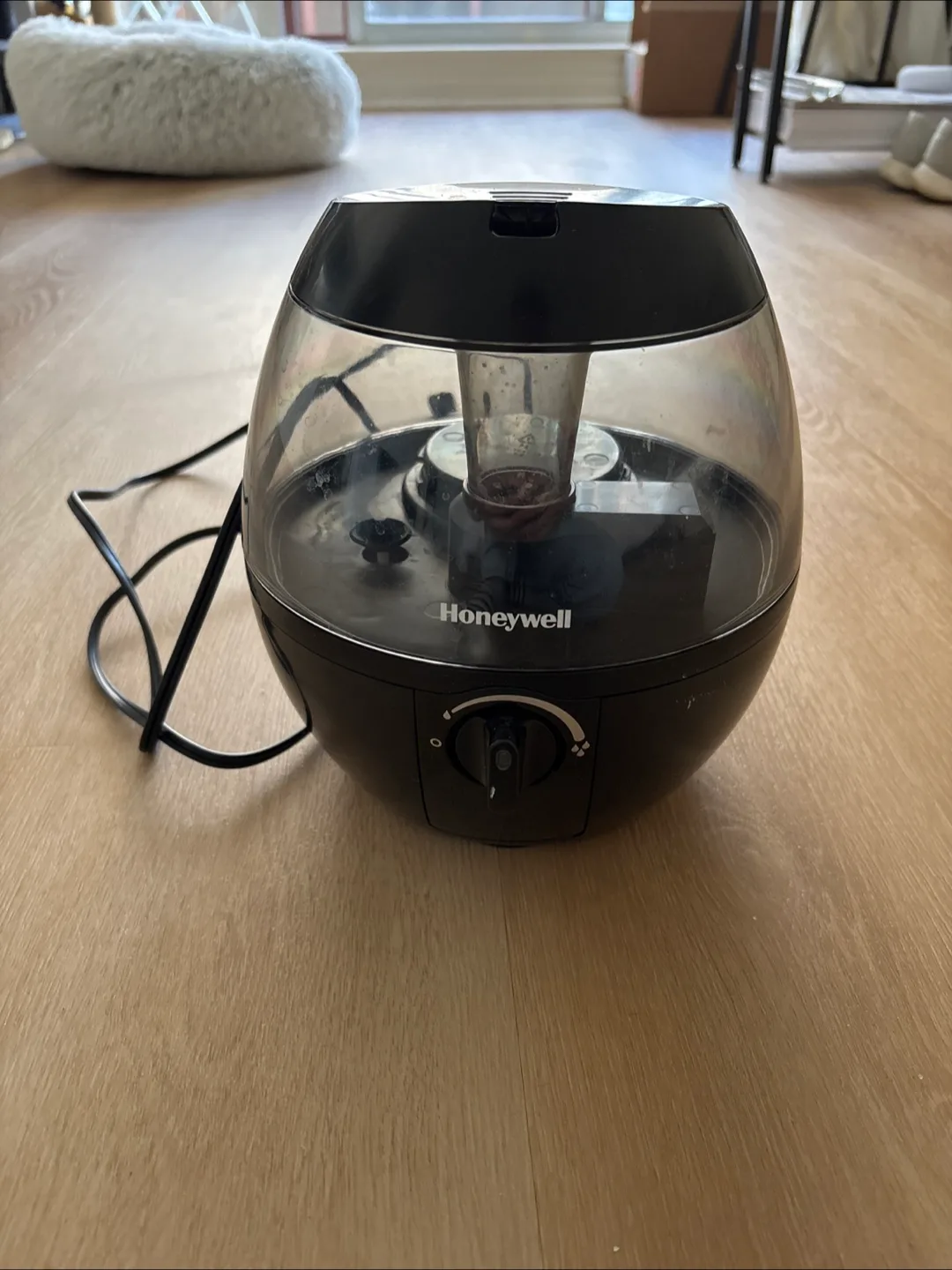 Honeywell Ultrasonic Humidifier thumbnail