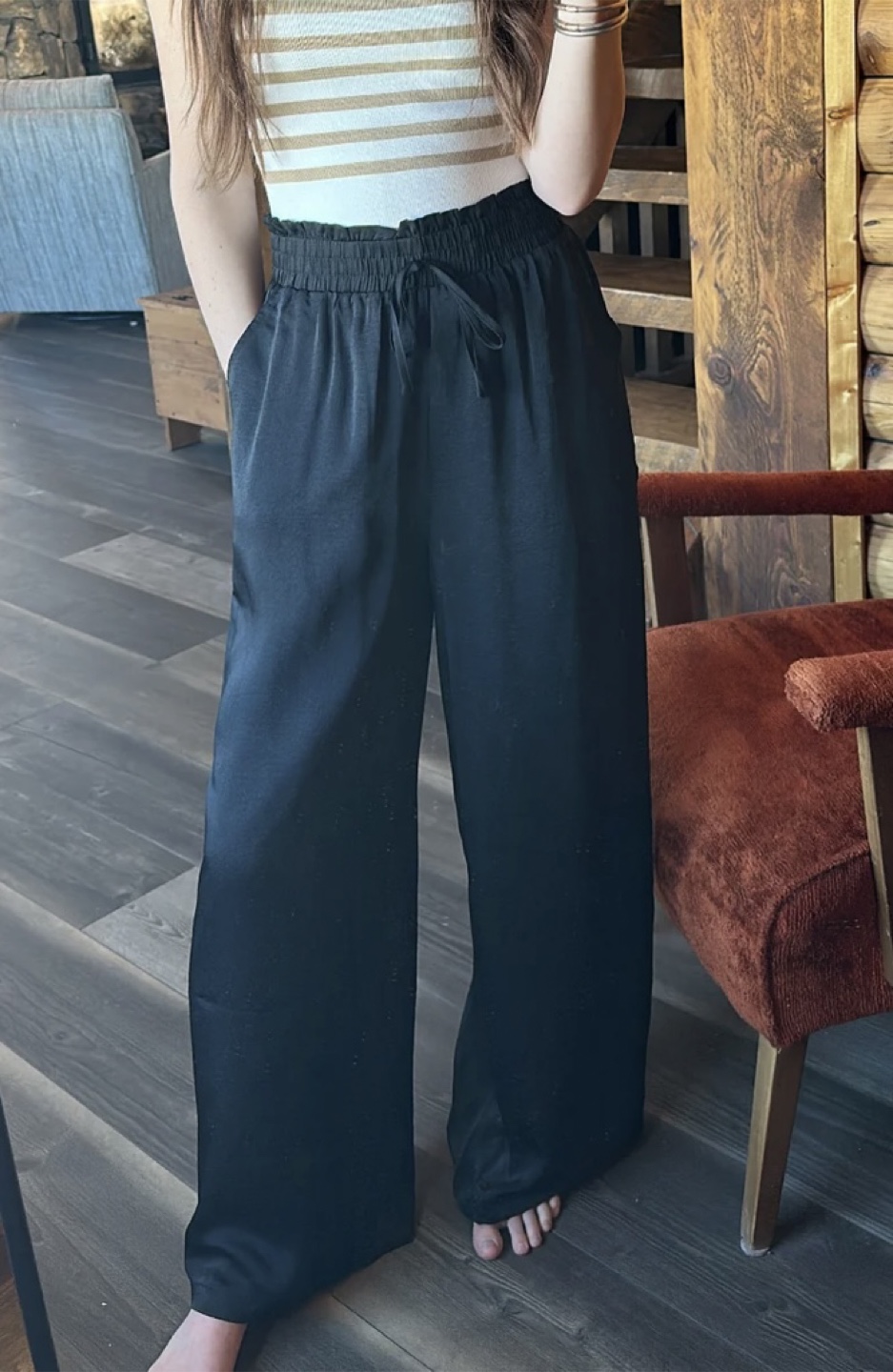 Black Wide Leg Pants - Size Small