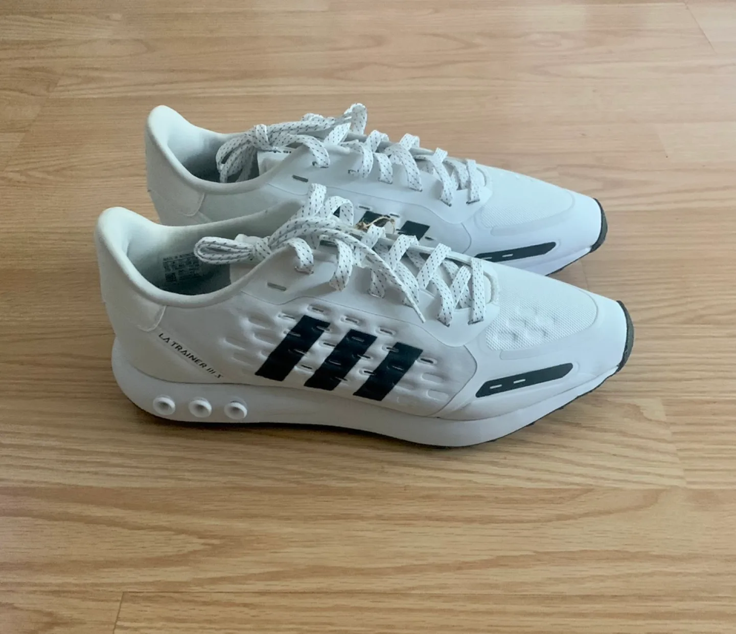 Adidas LA Trainer III White/Black Men's Size 12 image indicator(2)