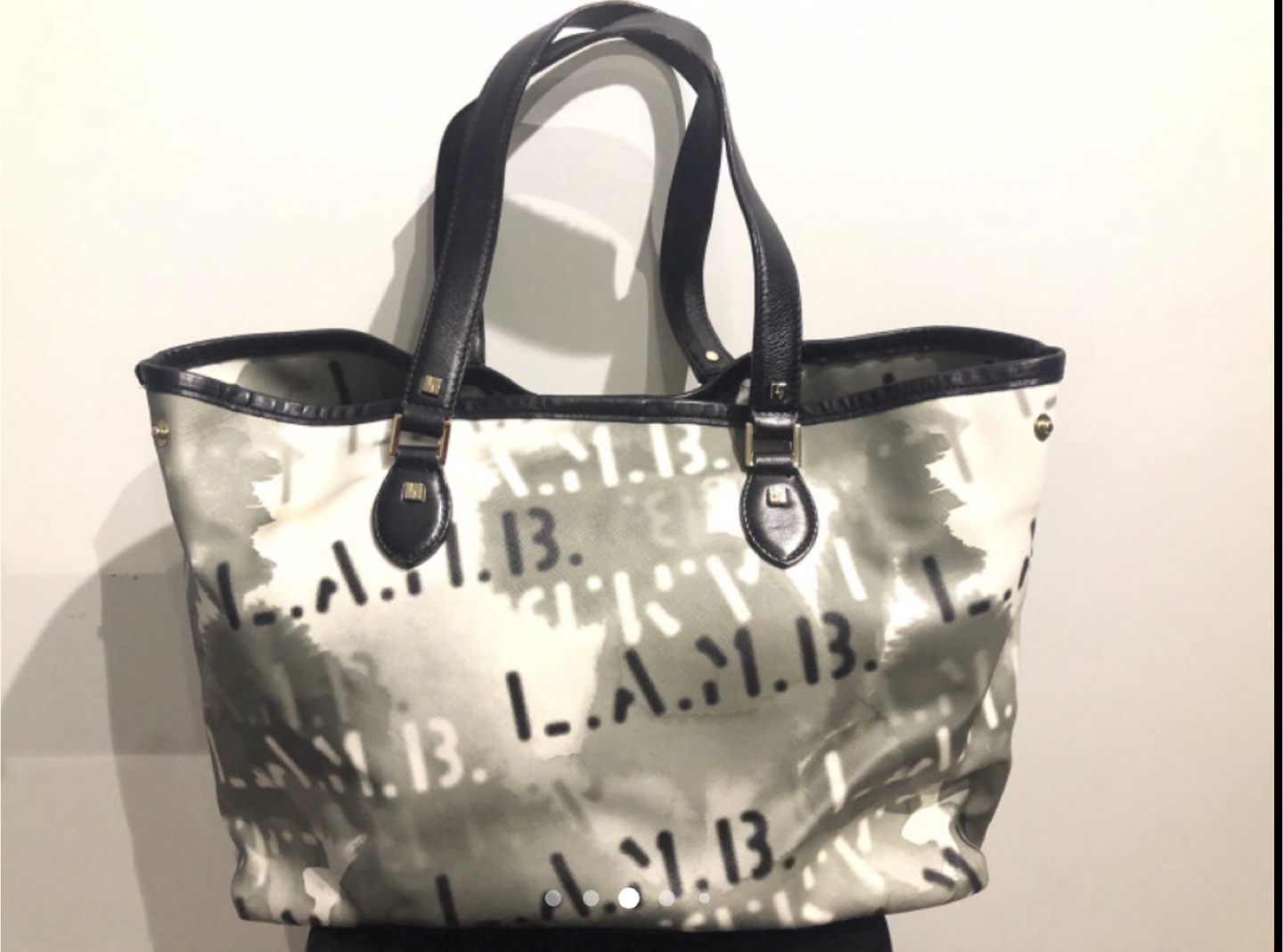 L.A.M.B. Grey and White Tote Bag - photo 3