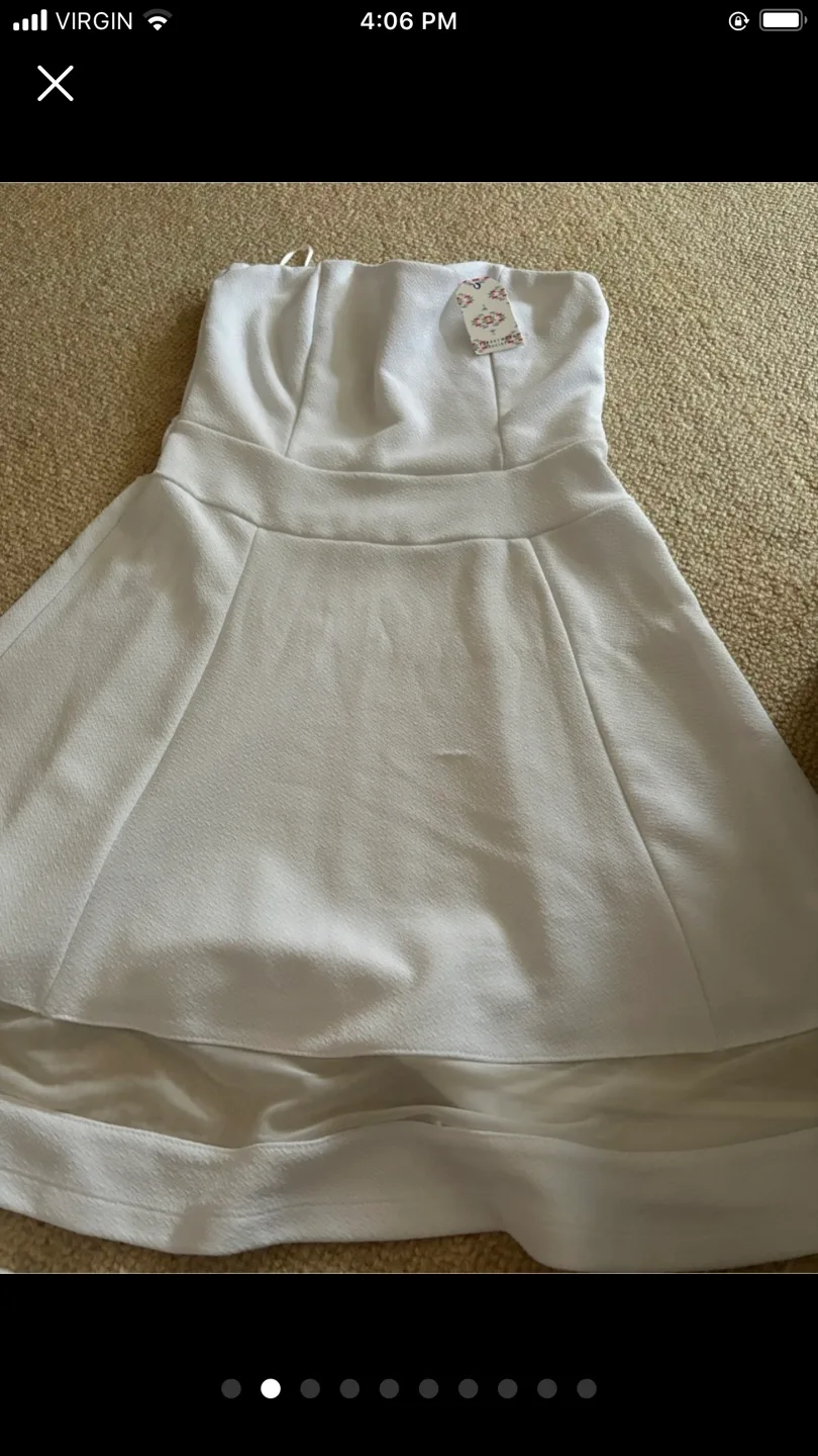 Women's Clothing Bundle: Skirt, Dress, Top & Leggings image indicator(6)