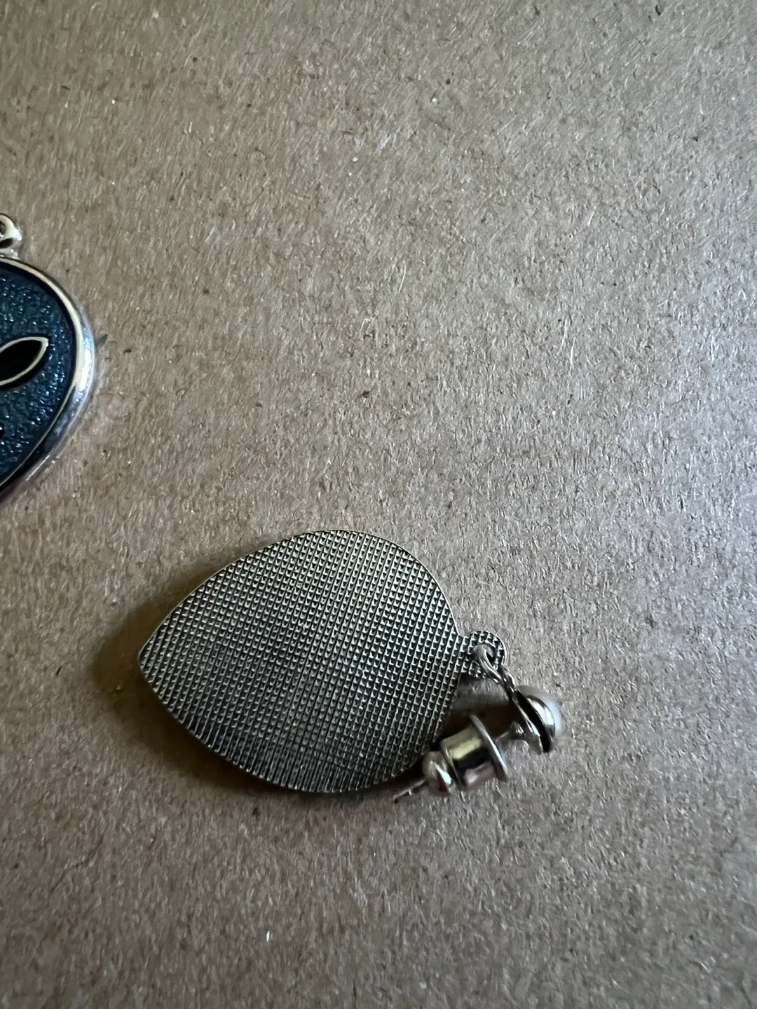 Cute Alien Face Dangle Earrings image indicator(5)