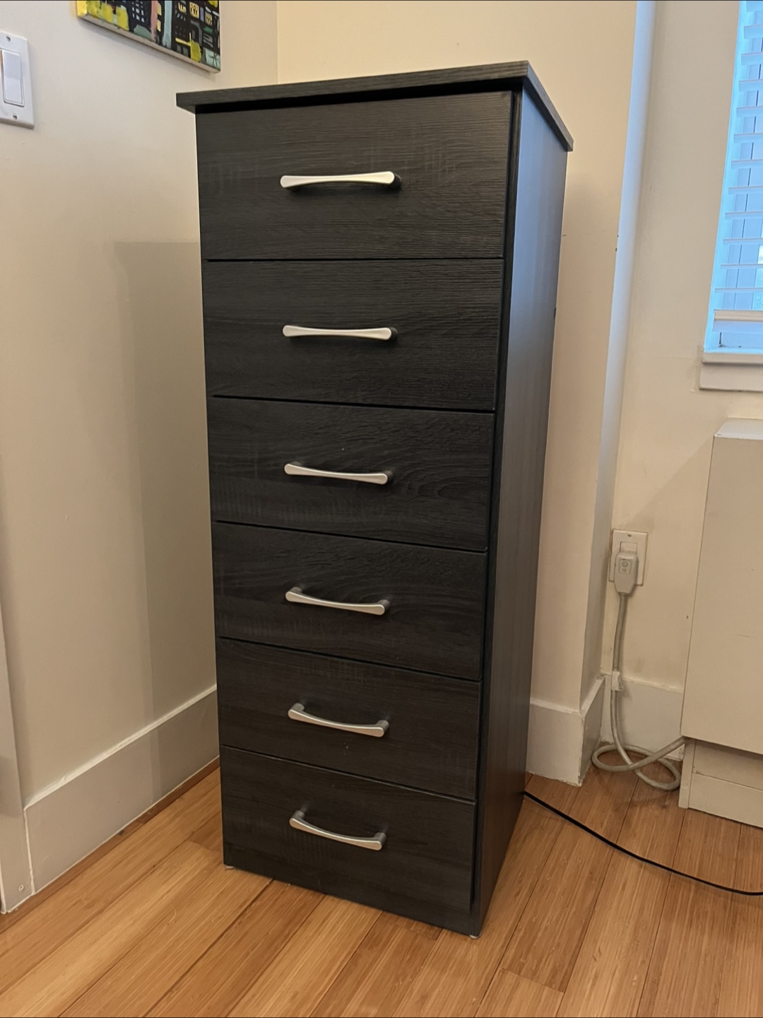 Dark Wood 5-Drawer Chest