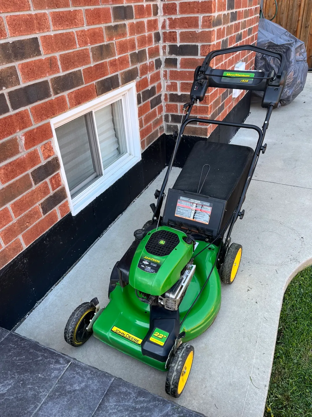 John Deere Self Propelled Lawnmower thumbnail
