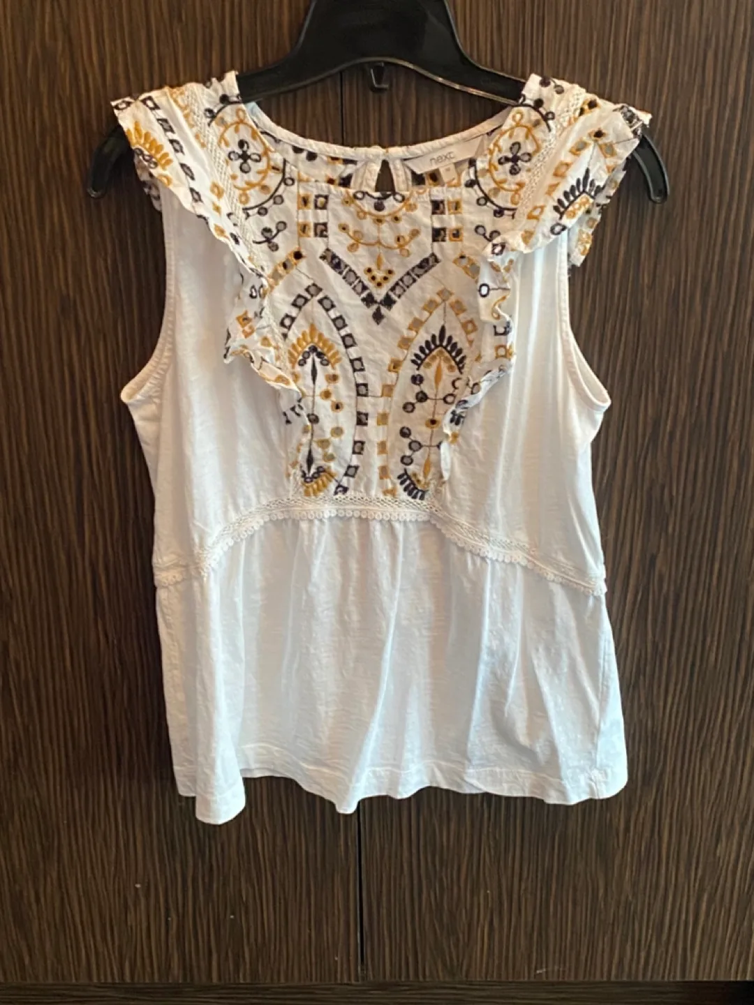 White embroidered sleeveless top thumbnail