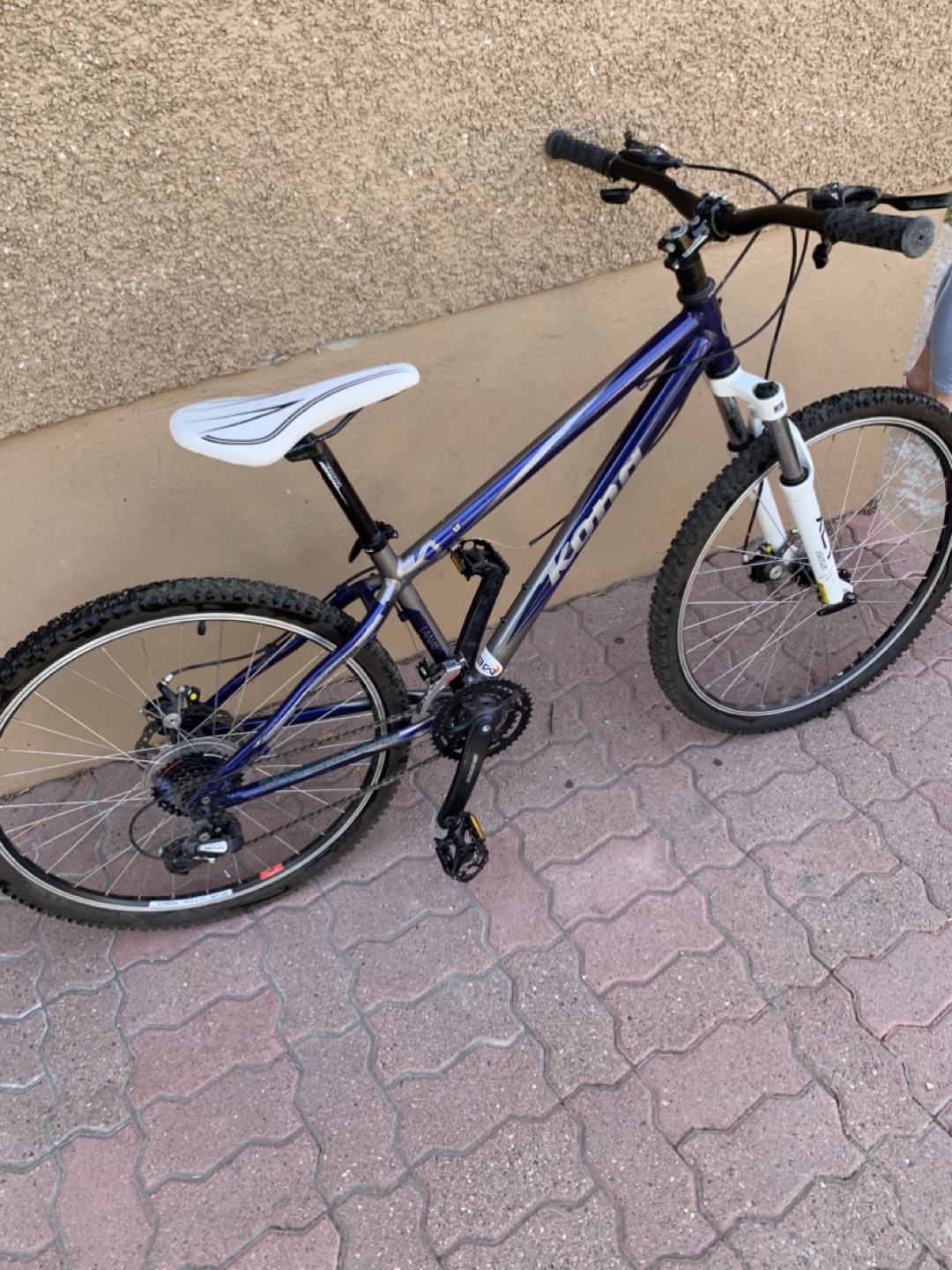 Kona Women's Mountain Bike - photo 2
