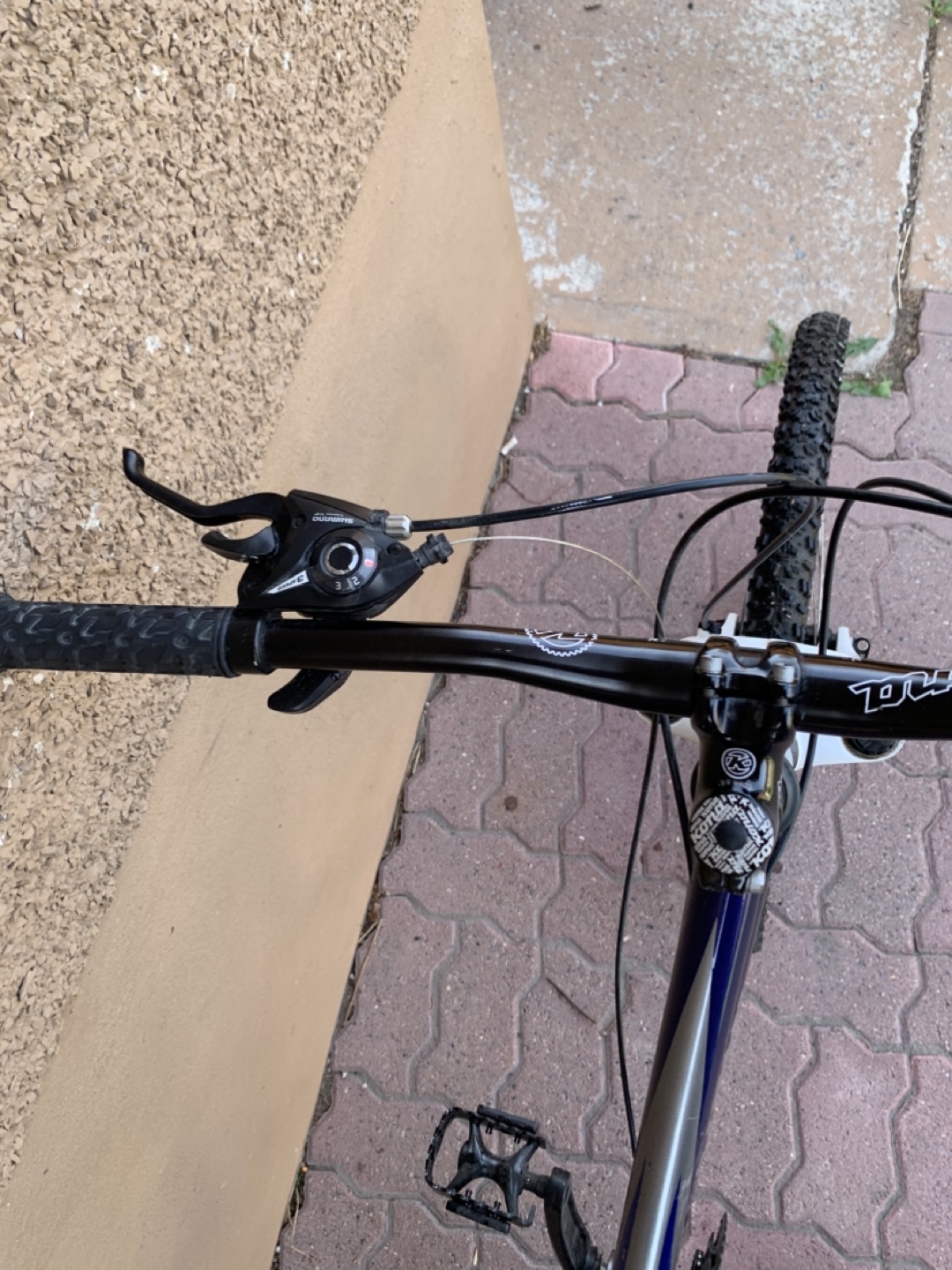 Kona Women's Mountain Bike - photo 3