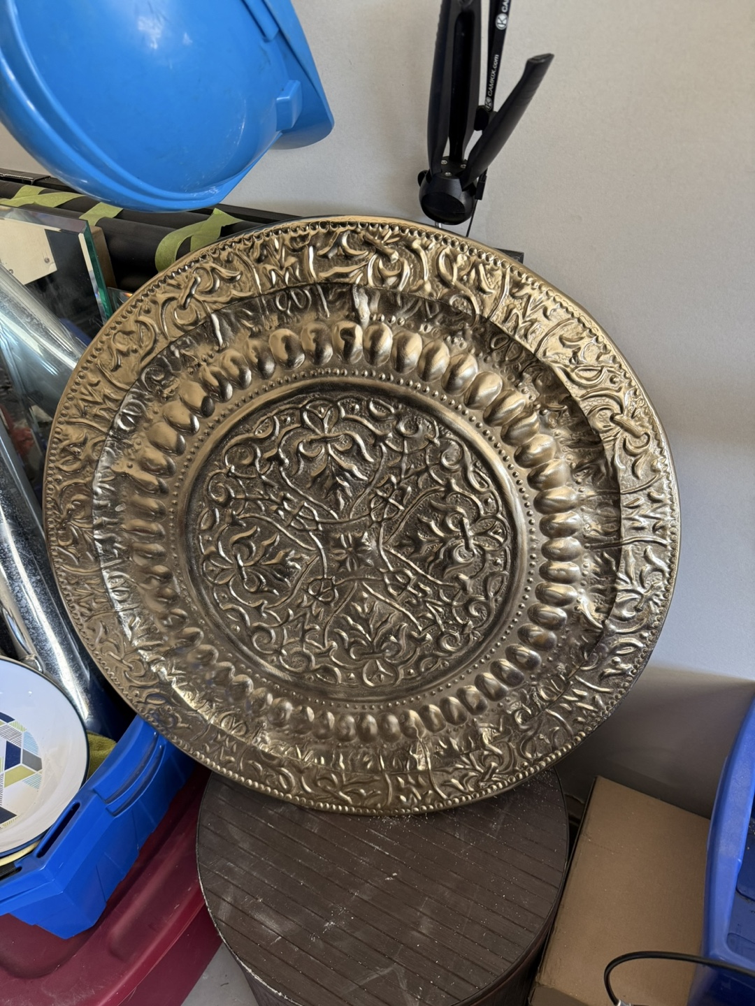 Metal Wall Decor Set - Leaves & Ornate Plate