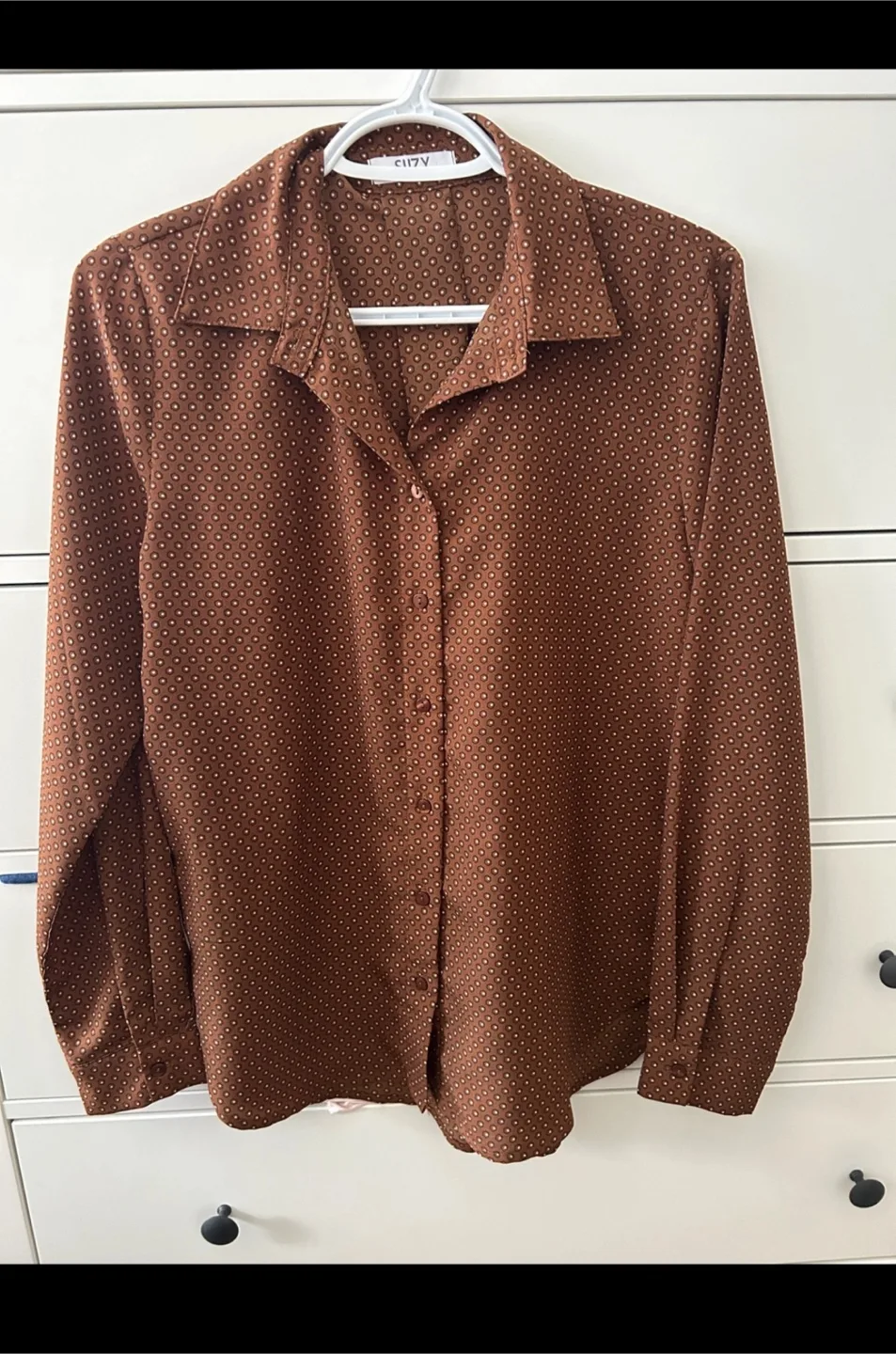 Bundle of 3 women’s tops image indicator(2)