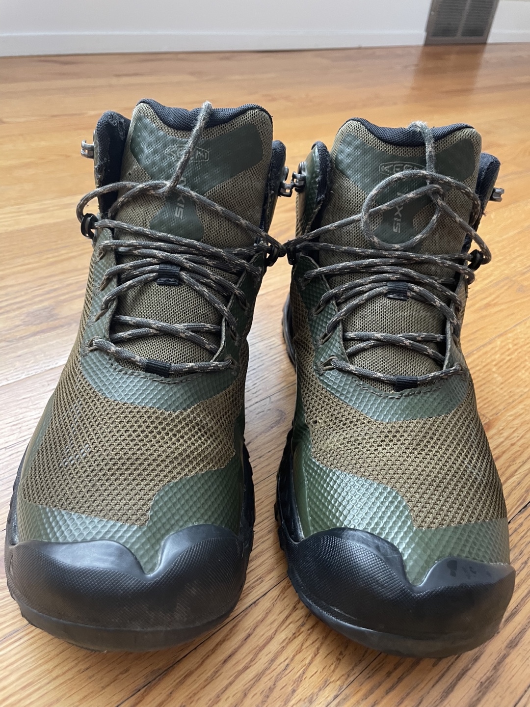 Keen Explore Unisex Hiking Boots - Size 10.5